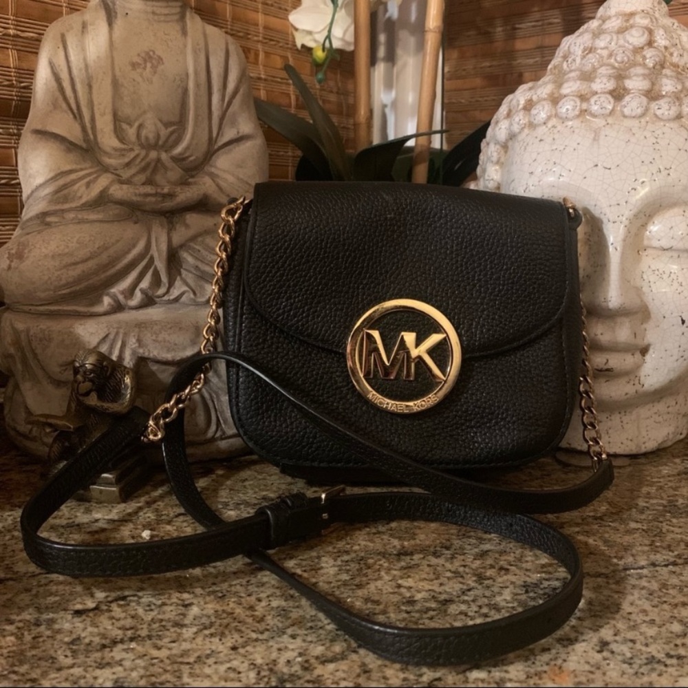 Michael Kors small Crossbody great condition